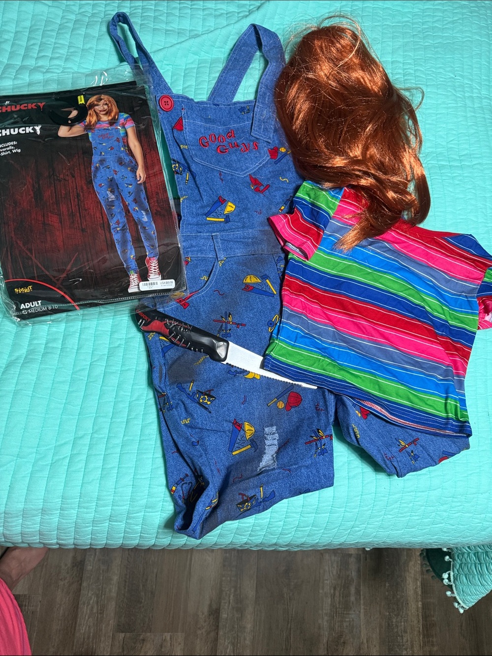 Chucky Themed Red & Black Halloween Costume and Prop Knife